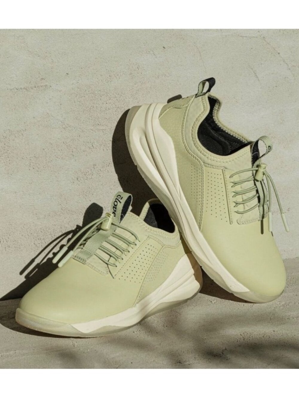 Clove Classic Sneakers Size 9 Limited Edition Sage Green Healthcare Nursing Shoe